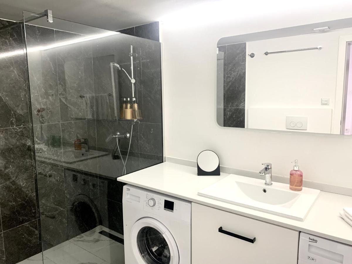 Artspace Location-Opatija-3 Bedroom House With Rooftop Garden By Beach ภายนอก รูปภาพ