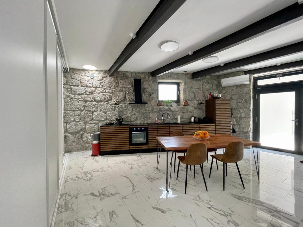 Artspace Location-Opatija-3 Bedroom House With Rooftop Garden By Beach ภายนอก รูปภาพ