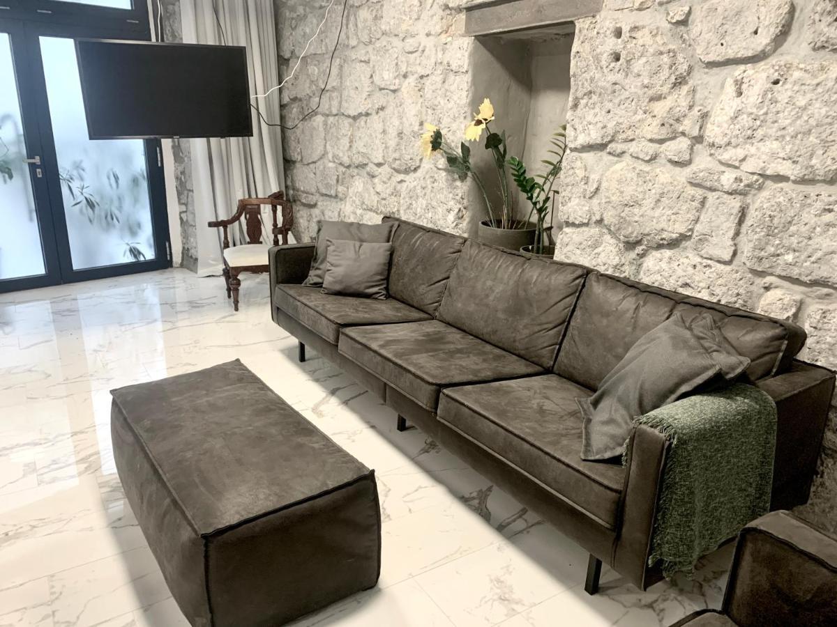 Artspace Location-Opatija-3 Bedroom House With Rooftop Garden By Beach ภายนอก รูปภาพ